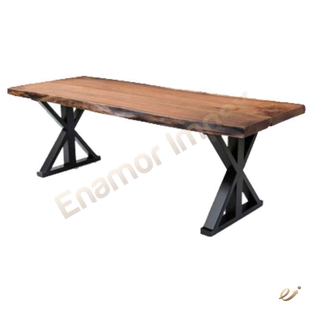 Round Outdoor Dining Table